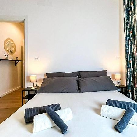Appartement Luxury Stazione Centrale Elegante Loft à Trieste Extérieur photo